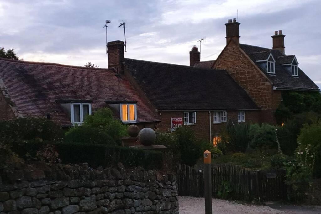 Cotswolds Cottage Ilmington With Wood Burning Stove & Bbq - Pet Friendly Chipping Campden Exterior foto